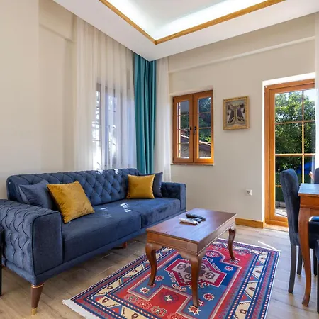 Adali Aparts Apartment